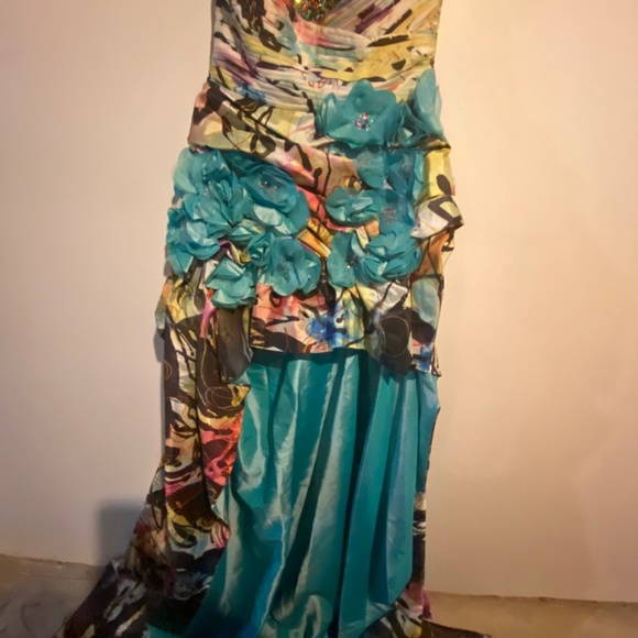 Unique multi colored train prom dress - Picture 10 of 13